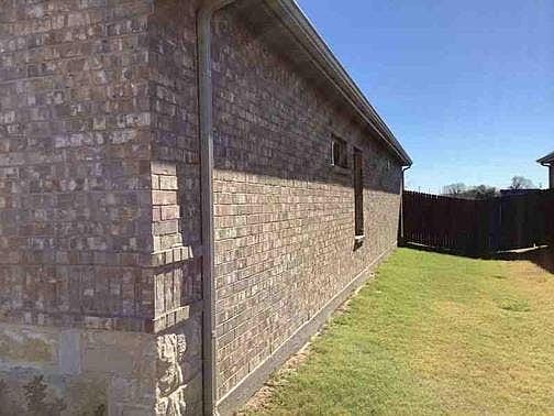 3rd image of 308 Bailey Way