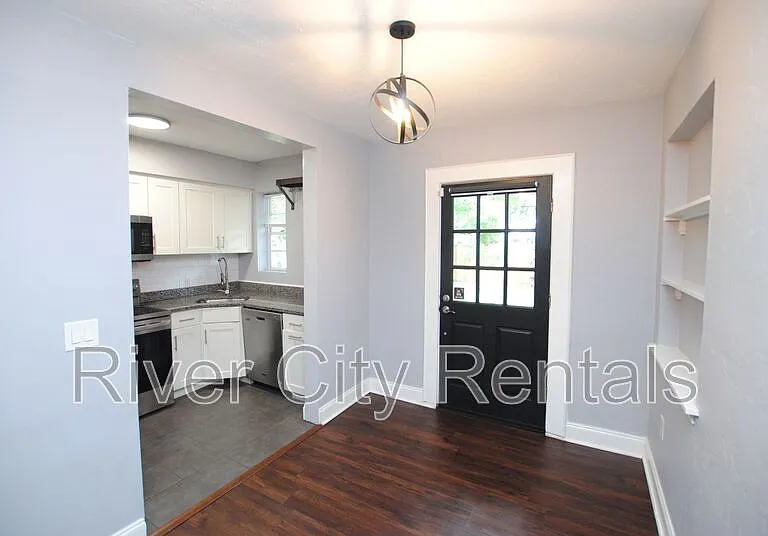 4611 Blount Ave — Photo 2