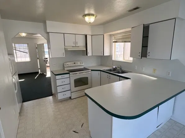 97 E 1400 S #5, Garland, UT 84312