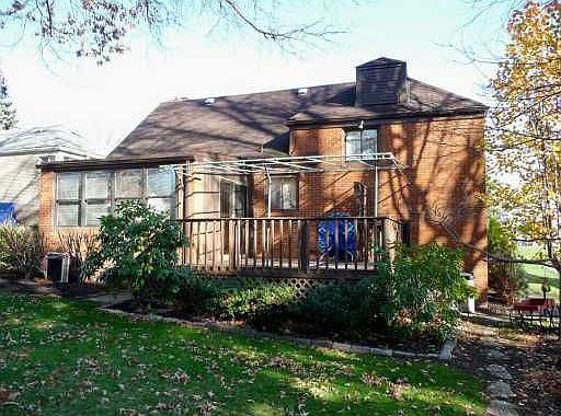 2nd image of 4824 Roberta Dr