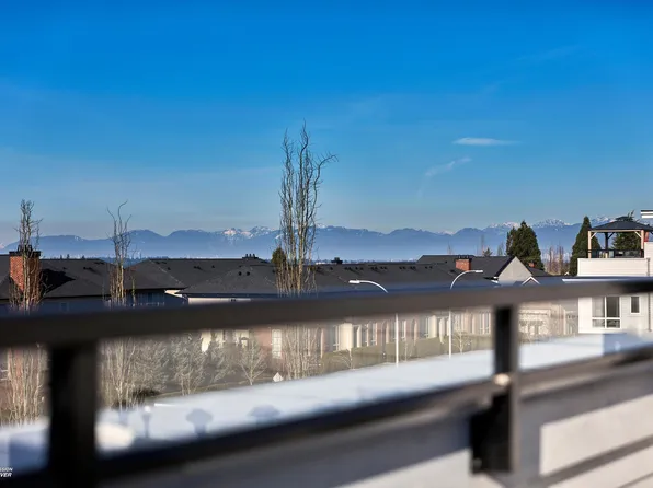 2280 163rd St #161, Surrey, BC V3Z 0S4