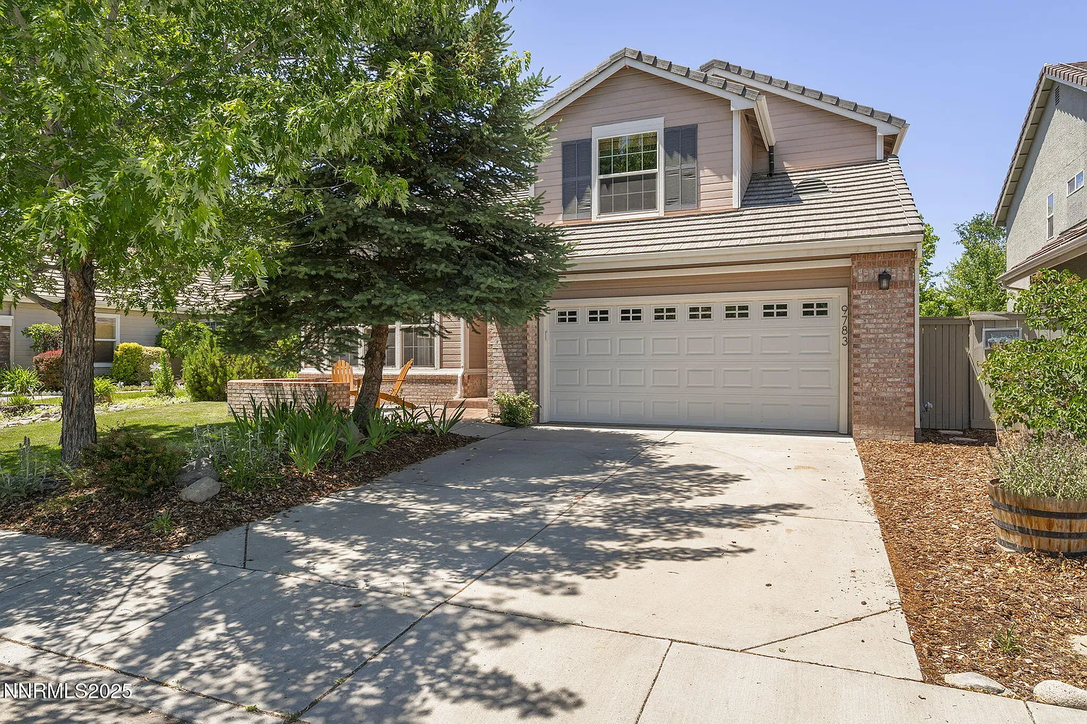 9783 Northrup Dr photo 1