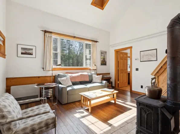 571 New Boston Road, Norwich, VT 05055