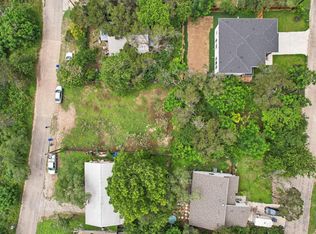 11112 Oak St, Leander, TX 78645