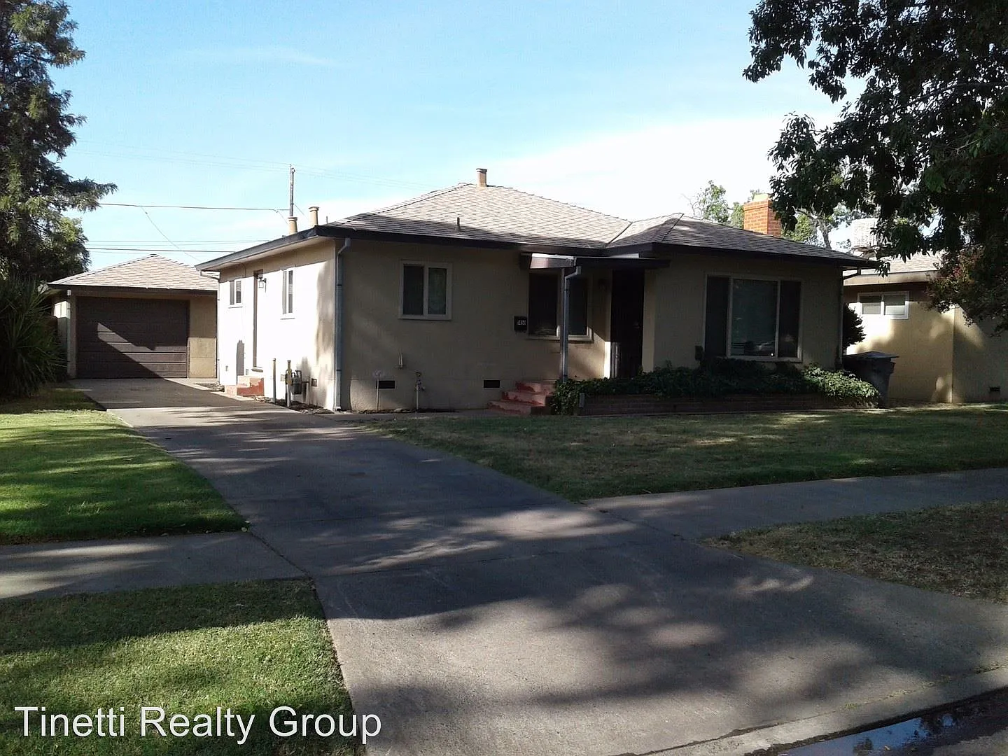 1450 W 19th St photo 1