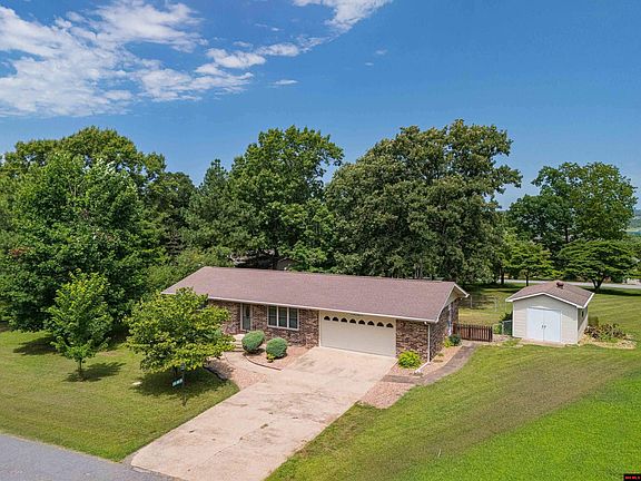 2nd image of 230 Jims Rd