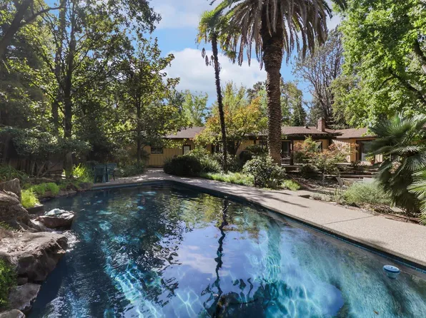 5649 Fair Oaks Blvd, Carmichael, CA 95608