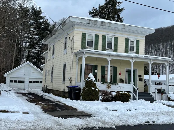 37 George St, Owego, NY 13827