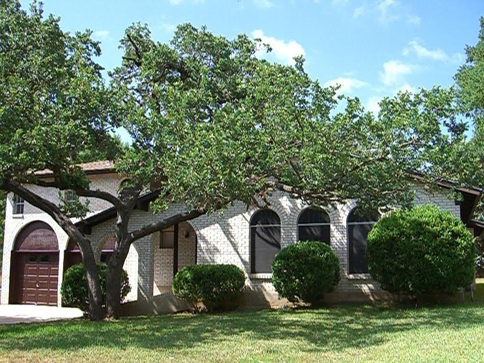 1st image of 1311 Cardinal Hill Dr