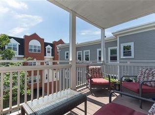 20 Waldo Ave #2M, Somerville, MA 02143