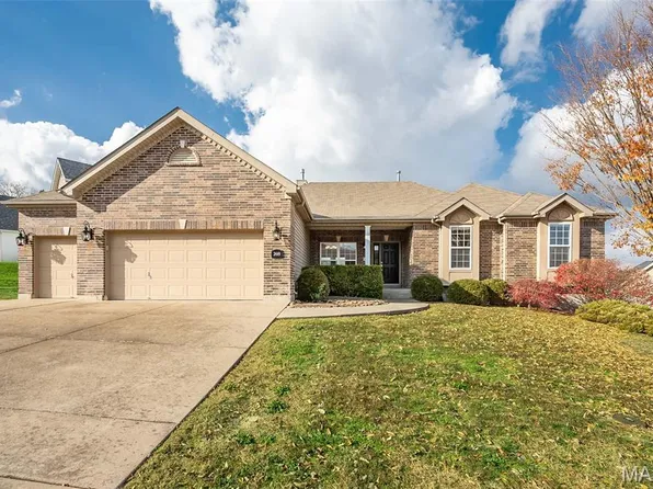 2449 Flowerdale Ct, Eureka, MO 63025