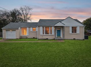 2213 Thistlewood Dr, Nashville, TN 37216