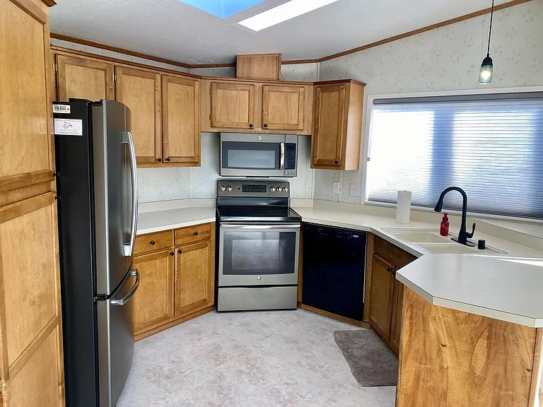 12682 SW Hood View Pl — Photo 9
