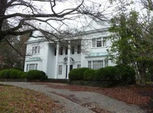 2480 Grandin Rd, Cincinnati, OH 45208