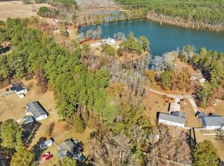 Lakeview Dr, Red Springs, NC 28377
