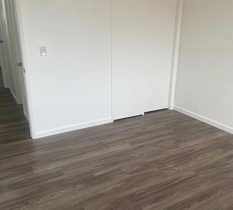 4th image of 87 Lausanne Ave APT 3