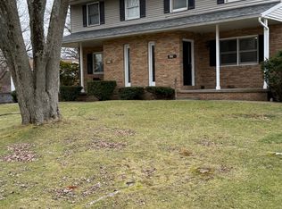 5110-5112 Bundoran St NW, North Canton, OH