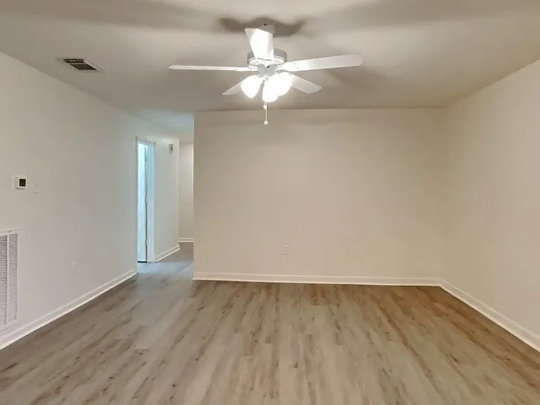 10507 Mills Walk Dr — Photo 7