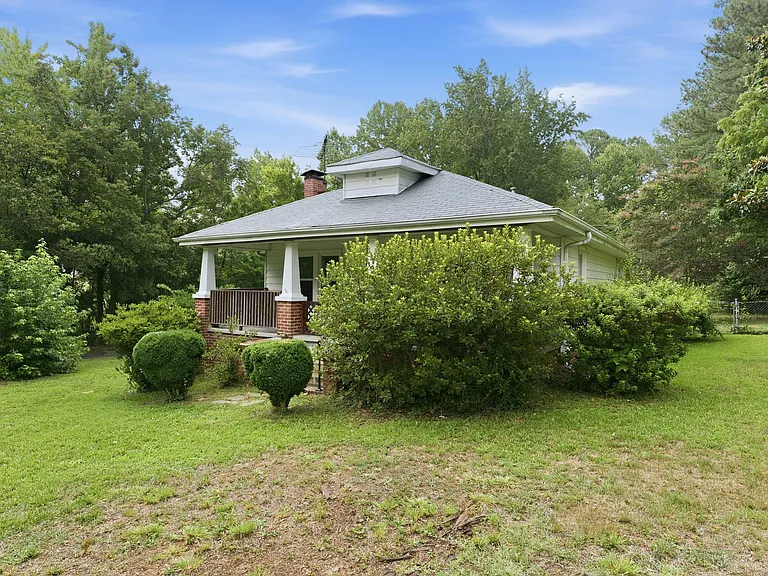 3629 Pleasant Garden Rd — Photo 3