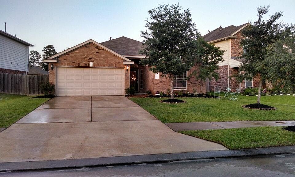1st image of 31718 Royal Woods Ct