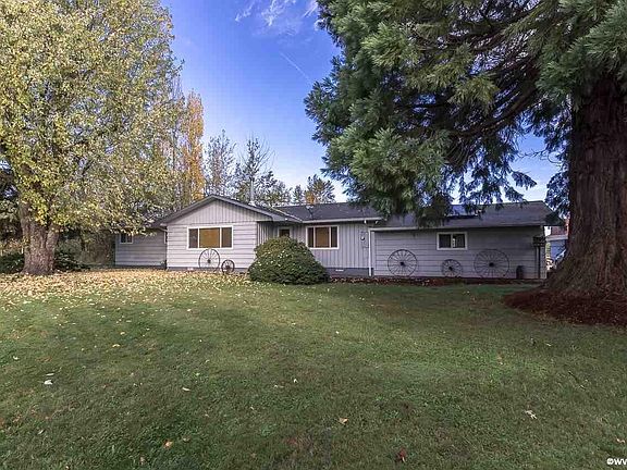 4th image of 39765 Mertz Dr SE