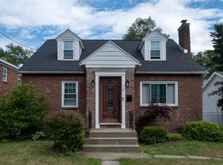 9 Kimberly St, Albany, NY 12205