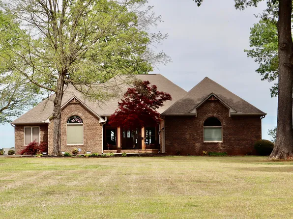 1081 Pride Estates Rd, Tuscumbia, AL 35674
