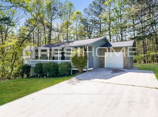 6077 Bena Ct, Union City, GA 30291