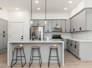 5550 N 16th St APT 102, Phoenix, AZ 85016