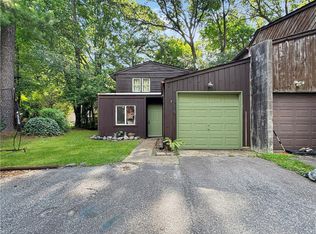 7 Keswick Cir, Chesapeake, VA 23320