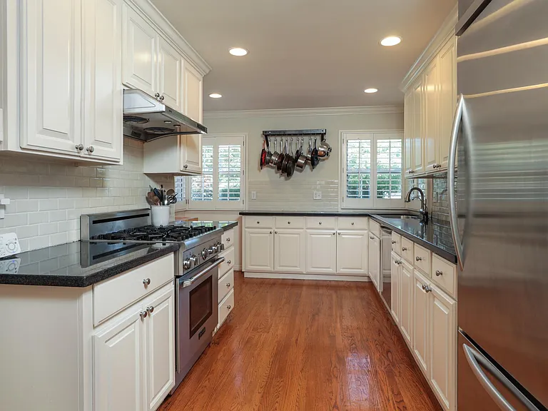 83 Wilburn Ave — Photo 8