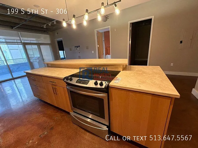 199 S 5th St #306 — Photo 16
