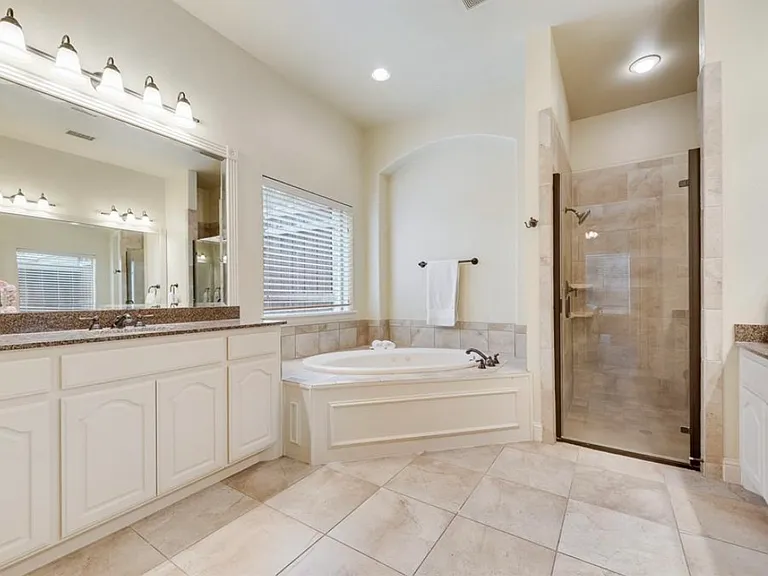 1210 Homer Johnson Ln — Photo 10