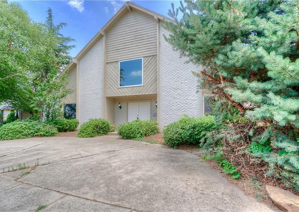 1st image of 4000 Spyglass Ln
