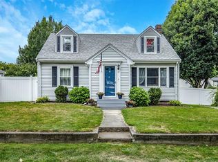 15 Violet Rd, Peabody, MA 01960