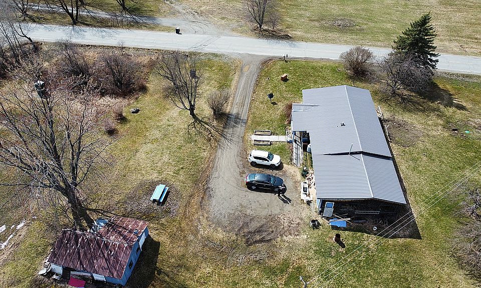 1st image of 1075 E Hill Rd
