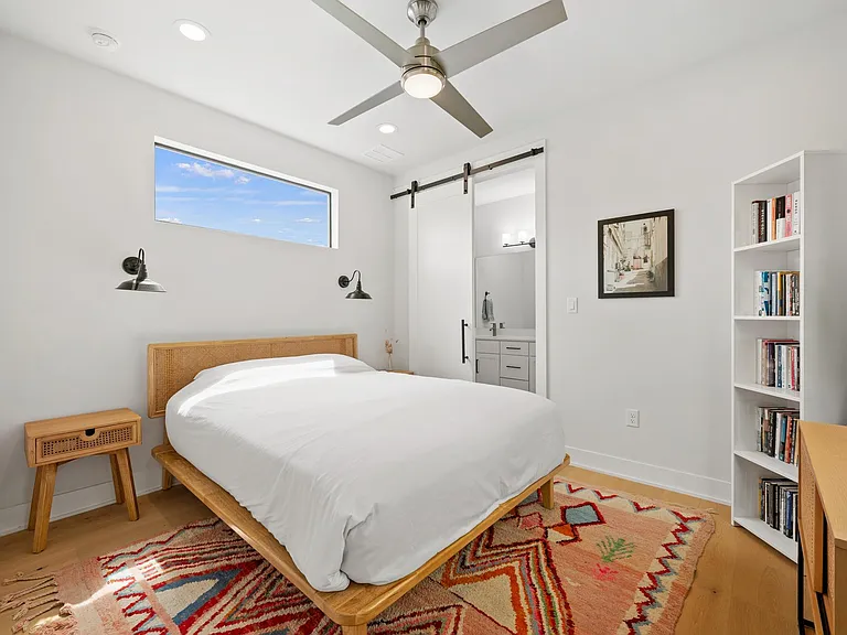 1710 Adina St #2 — Photo 15