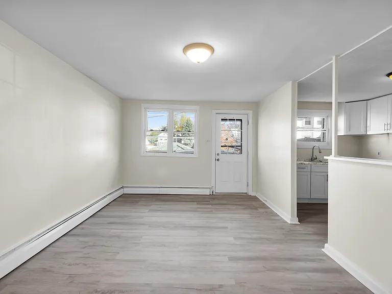 1326-1330 N Washington St #RR — Photo 5
