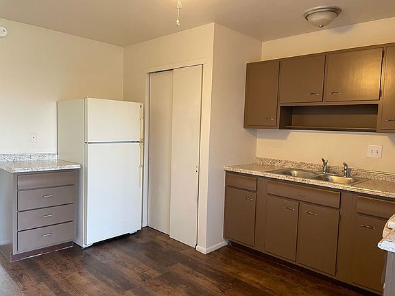 4th image of 225 Carlwood Dr #0