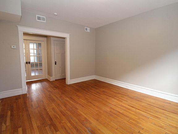 2nd image of 2608 Louisiana Ave #3S
