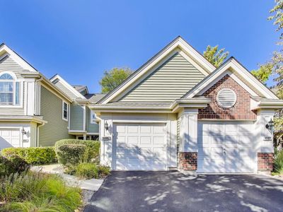 1057 Talbots Ln #A, Elk Grove Village, IL, 60007