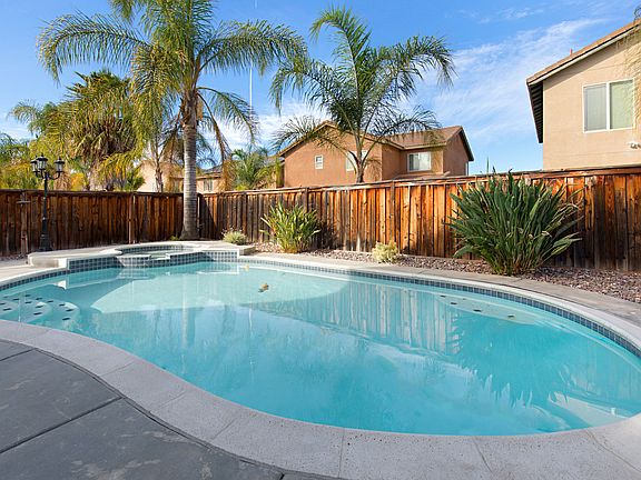 2nd image of 31948 Blanca Ct