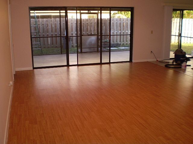 Pergo floors throughout