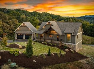 679 Cohutta Sunset Dr, Blue Ridge, GA 30513