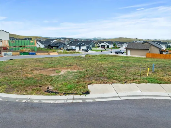 4742 Papillon Dr, Rapid City, SD 57703