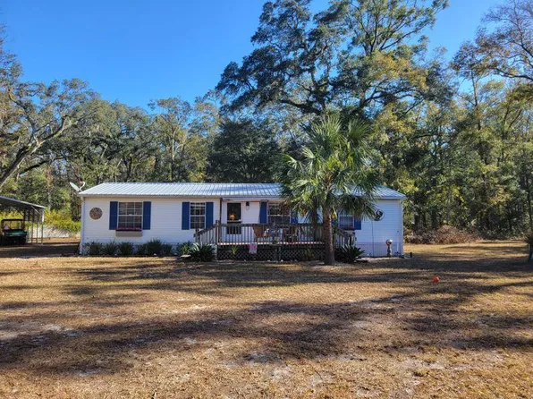 777 NE 558th St, Old Town, FL 32680