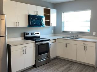 401-407 NW 2nd St, Hallandale, FL 33009