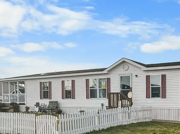 2356 Pine Meadow Dr, Newport, MI 48166