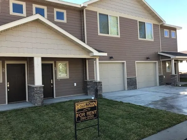 808 8th Ave APT 3, Laurel, MT 59044