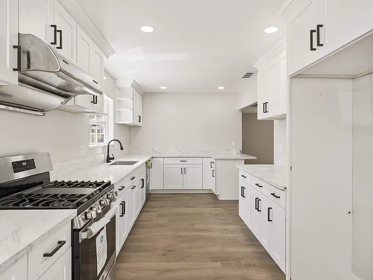 350 E Juanita Ave — Photo 9